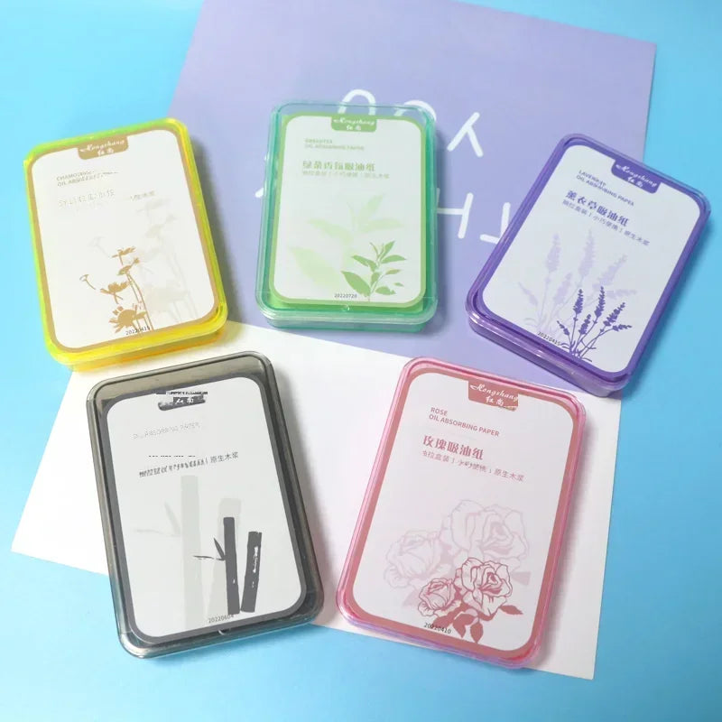 300 oil-absorbing face sheets for summer oil control and makeup touch-ups.
