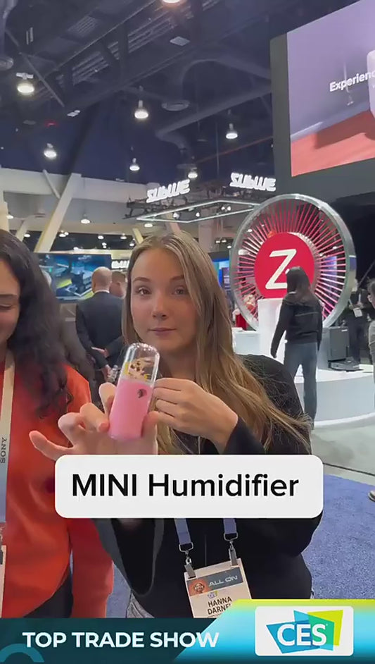 Mini Facial Humidifier – USB Rechargeable & Skin-Friendly